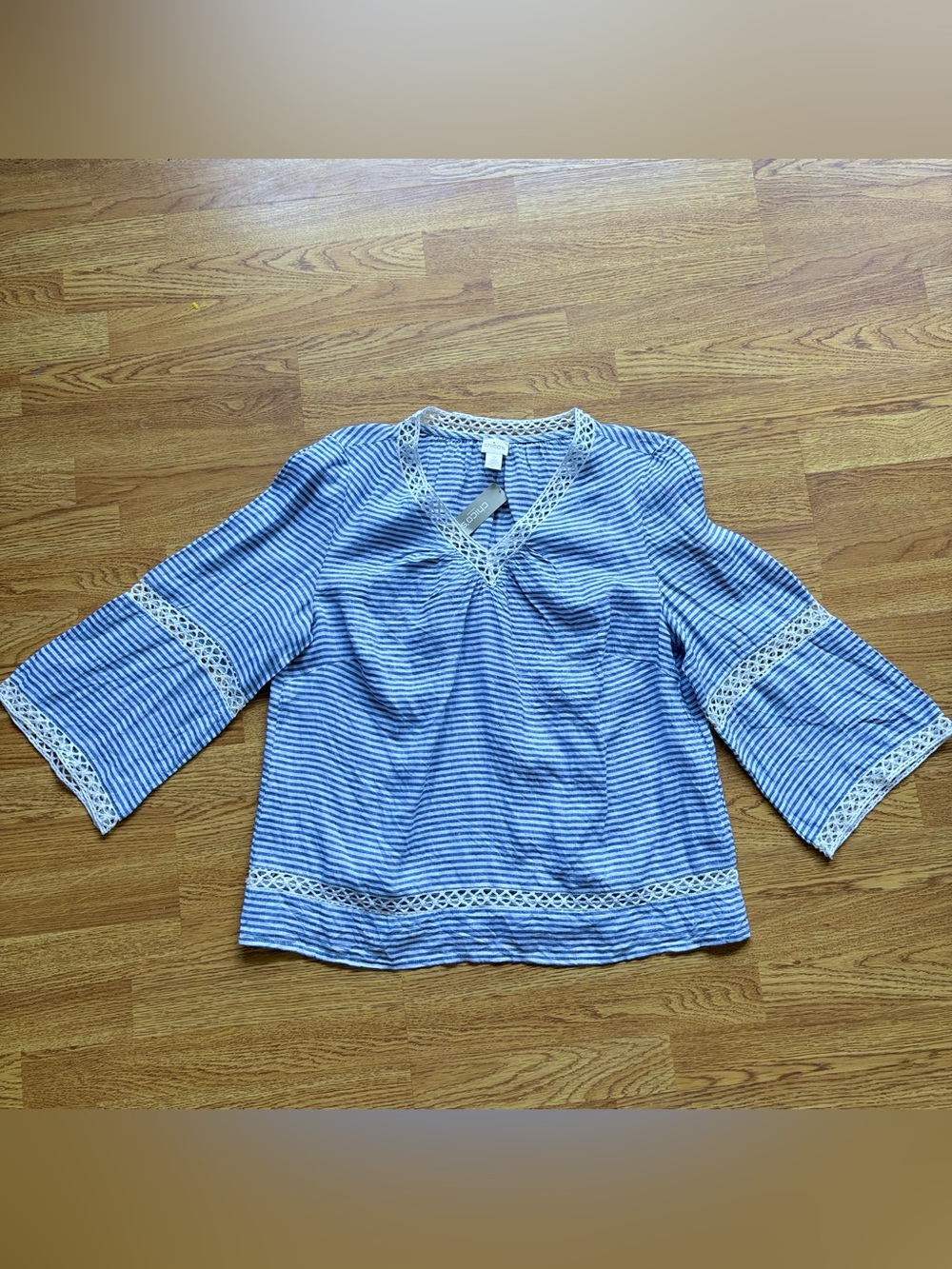 Chicoโs Blue White Striped Crochet-Trim V-Neck Linen Tunic Blouse Top Sz 2 L NEW